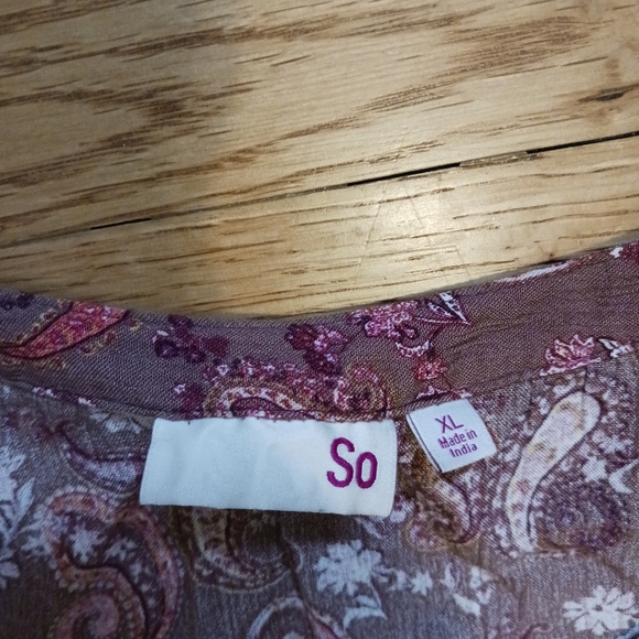 So • Women Junior's Boho Paisley Long Sleeve Lace Up Textured Peplum Top - Picture 4 of 12